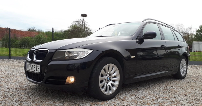 BMW Seria 3 cena 25500 przebieg: 268000, rok produkcji 2009 z Chojnów małe 326